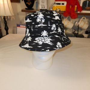 Basket hat tropical